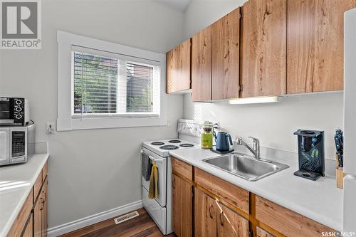 72 331 Pendygrasse Road, Saskatoon, SK - Indoor Photo Showing Kitchen