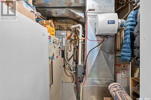 901B 9Th Street E, Saskatoon, SK - Indoor Photo Showing Basement