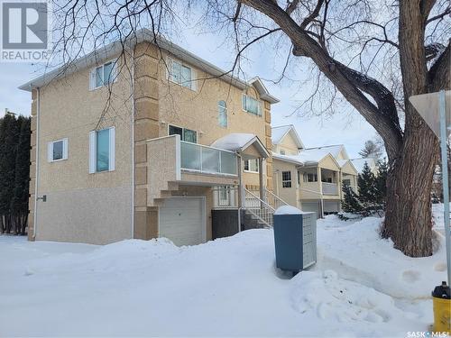 901B 9Th Street E, Saskatoon, SK - Outdoor