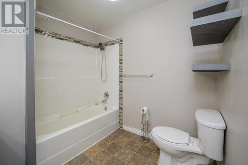 3191 2Nd Avenue, Prince George, BC - Indoor Photo Showing Bathroom