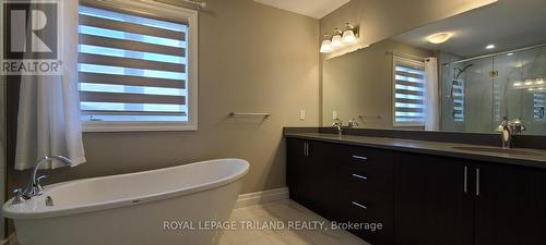 12 Honey Bend, St. Thomas, ON - Indoor Photo Showing Bathroom