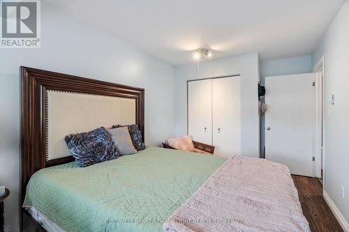 6 - 18 Sauble River Road, Lambton Shores (Grand Bend), ON - Indoor Photo Showing Bedroom