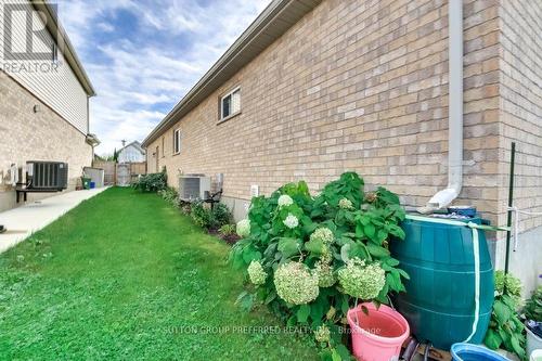 2823 Bateman Trail, London, ON - Outdoor With Exterior