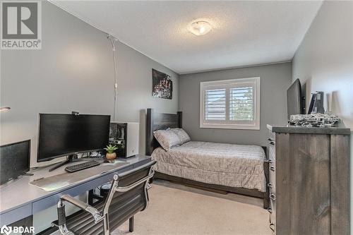 91 Majesty Boulevard, Barrie, ON - Indoor Photo Showing Bedroom