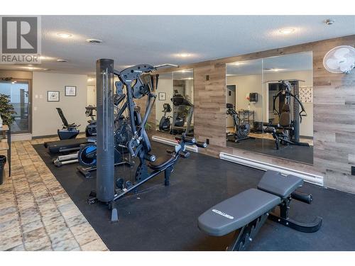 737 Leon Avenue Unit# 505, Kelowna, BC - Indoor Photo Showing Gym Room