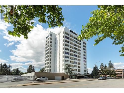 737 Leon Avenue Unit# 505, Kelowna, BC - Outdoor With Facade