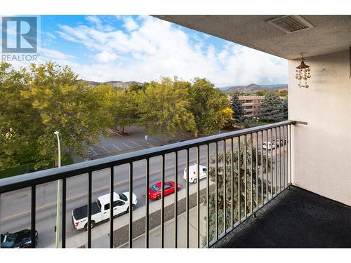 737 Leon Avenue Unit# 505, Kelowna, BC - Outdoor With Exterior