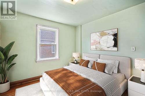 34 Simpson Avenue, Clarington (Bowmanville), ON - Indoor Photo Showing Bedroom