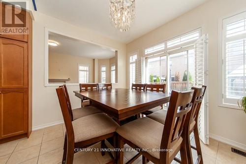 94 Creekland Avenue, Whitchurch-Stouffville, ON - Indoor Photo Showing Dining Room