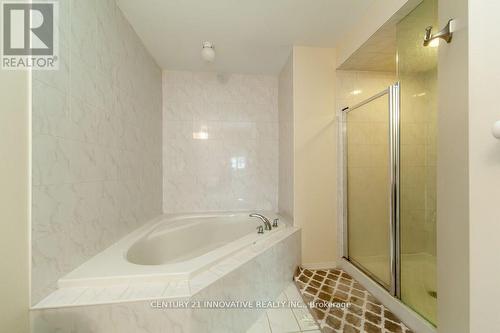 94 Creekland Avenue, Whitchurch-Stouffville, ON - Indoor Photo Showing Bathroom