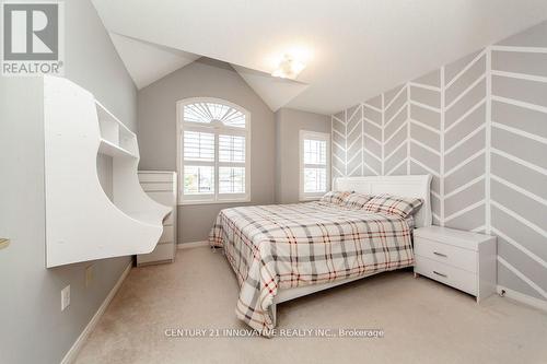 94 Creekland Avenue, Whitchurch-Stouffville, ON - Indoor Photo Showing Bedroom