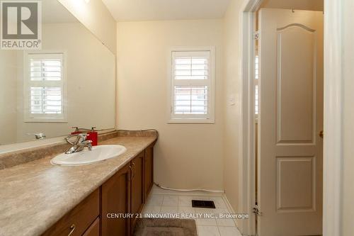 94 Creekland Avenue, Whitchurch-Stouffville, ON - Indoor Photo Showing Bathroom