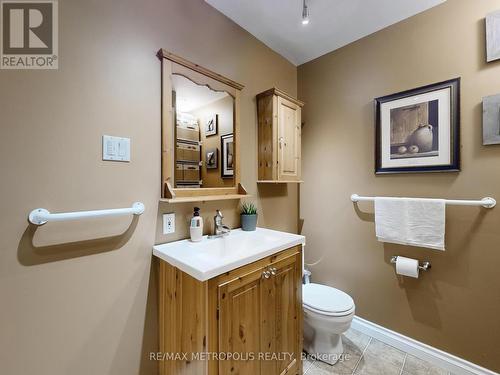 36 Elmvale Boulevard, Whitchurch-Stouffville, ON - Indoor Photo Showing Bathroom