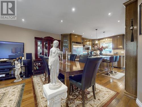 36 Elmvale Boulevard, Whitchurch-Stouffville, ON - Indoor Photo Showing Dining Room