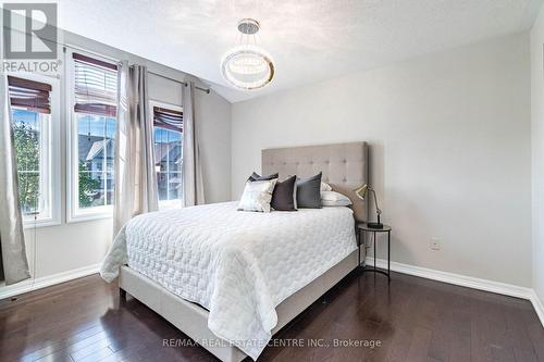 953 Gastle Way, Milton, ON - Indoor Photo Showing Bedroom