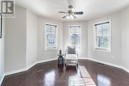 953 Gastle Way, Milton, ON - Indoor Photo Showing Other Room