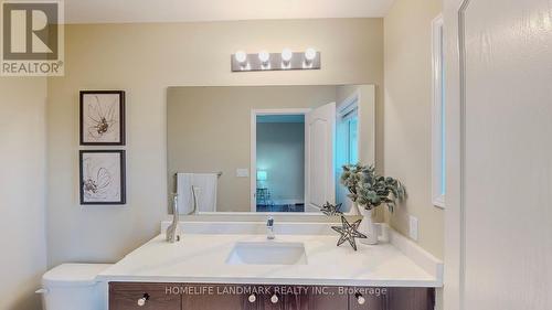 250 Lormont Boulevard W, Hamilton, ON - Indoor Photo Showing Bathroom