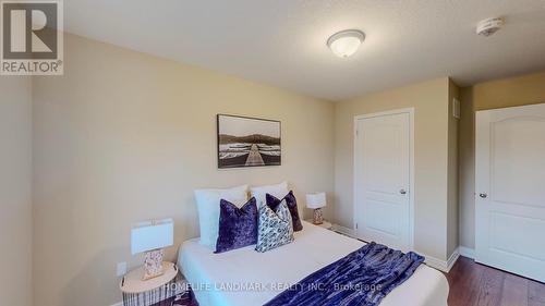 250 Lormont Boulevard W, Hamilton, ON - Indoor Photo Showing Bedroom