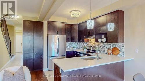 250 Lormont Boulevard W, Hamilton, ON - Indoor Photo Showing Kitchen With Stainless Steel Kitchen With Upgraded Kitchen