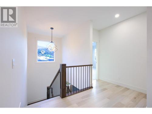 5500 Foothill Court, Kelowna, BC - Indoor Photo Showing Other Room