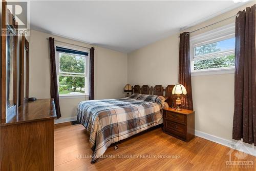 2340 Midway Avenue, Ottawa, ON - Indoor Photo Showing Bedroom