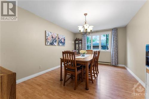 2340 Midway Avenue, Ottawa, ON - Indoor Photo Showing Dining Room