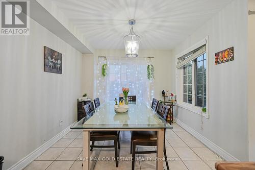 48 Monaco Court, Brampton, ON - Indoor Photo Showing Dining Room