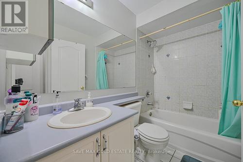 48 Monaco Court, Brampton, ON - Indoor Photo Showing Bathroom