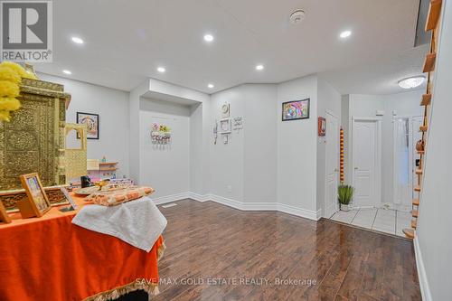 48 Monaco Court, Brampton, ON - Indoor