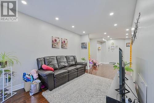 48 Monaco Court, Brampton, ON - Indoor