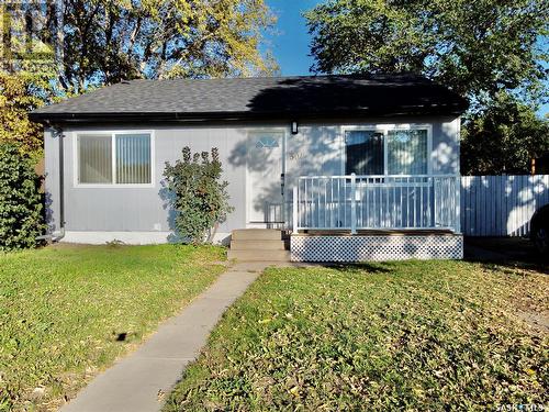 504 K Avenue S, Saskatoon, SK - Outdoor