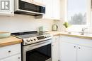 1611 Elm Street E, Kelowna, BC  - Indoor Photo Showing Kitchen With Double Sink 