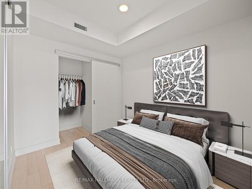 1007 - 8 Cumberland Street, Toronto, ON - Indoor Photo Showing Bedroom