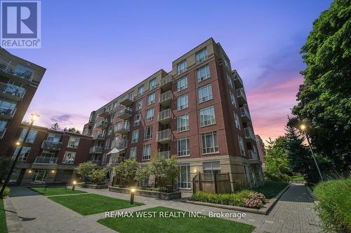 511 - 455 Rosewell Avenue, Toronto, ON - Outdoor With Balcony With Facade