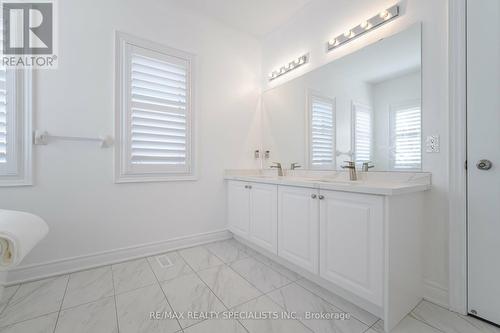 65 Bellefond Street, Vaughan, ON - Indoor Photo Showing Bathroom