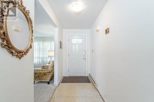 2049 Family Crescent, Mississauga, ON - Indoor Photo Showing Other Room