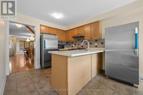 5415 Longford Drive, Mississauga, ON - Indoor Photo Showing Kitchen