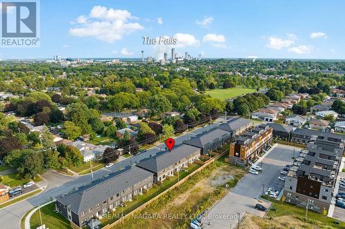 4861 Pettit Avenue, Niagara Falls, ON - Outdoor With View