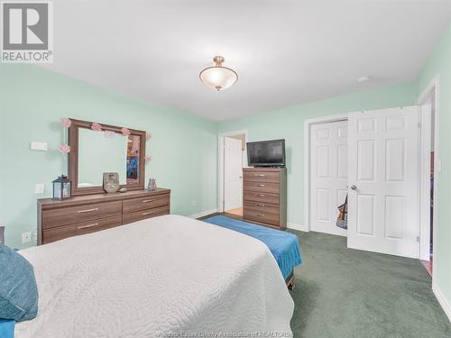 1885 Luxury Avenue, Windsor, ON - Indoor Photo Showing Bedroom