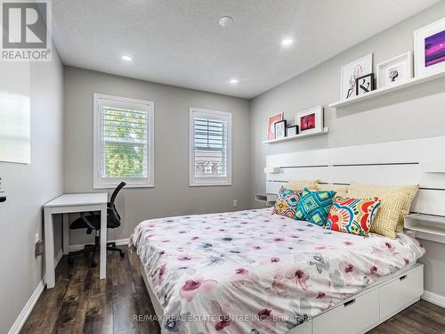 673 Holly Avenue, Milton, ON - Indoor Photo Showing Bedroom