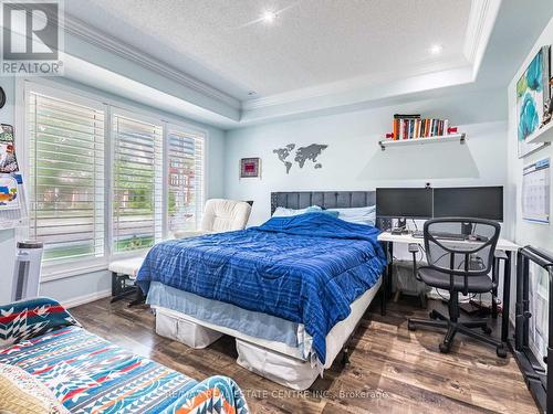 673 Holly Avenue, Milton, ON - Indoor Photo Showing Bedroom