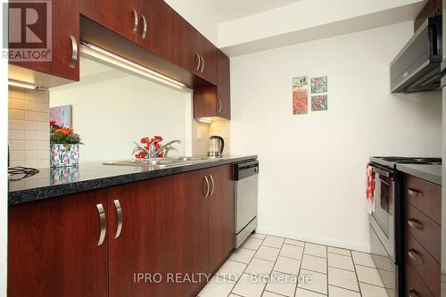 403 - 1 Hickory Tree Road, Toronto, ON - Indoor Photo Showing Kitchen With Double Sink