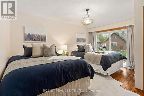 108 Barclay Boulevard W, Blue Mountains, ON - Indoor Photo Showing Bedroom