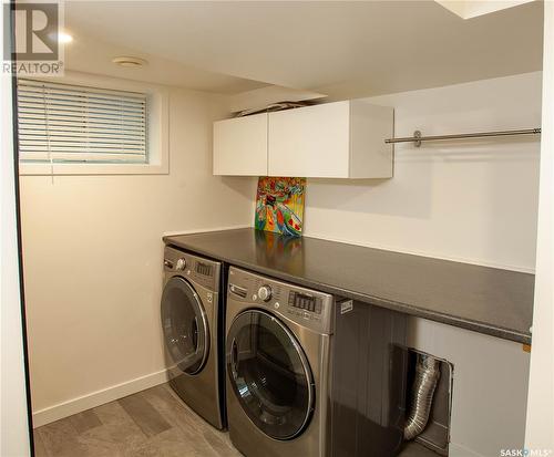 911 Main Street, Saskatoon, SK - Indoor Photo Showing Laundry Room