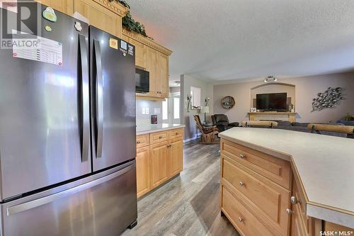 1142 Degelman Drive, Regina, SK - Indoor Photo Showing Kitchen