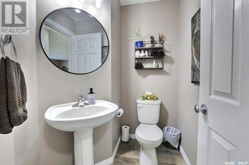 1142 Degelman Drive, Regina, SK - Indoor Photo Showing Bathroom