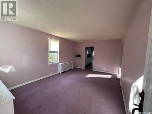 122 Lillooet Street E, Moose Jaw, SK - Indoor Photo Showing Other Room