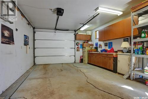 918 Henry Street, Moose Jaw, SK - Indoor Photo Showing Garage