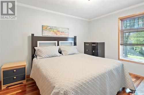 824 5Th Avenue N, Saskatoon, SK - Indoor Photo Showing Bedroom