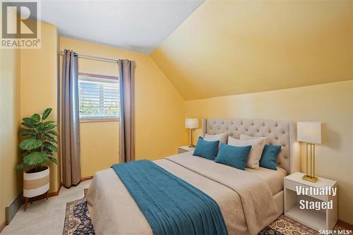 824 5Th Avenue N, Saskatoon, SK - Indoor Photo Showing Bedroom